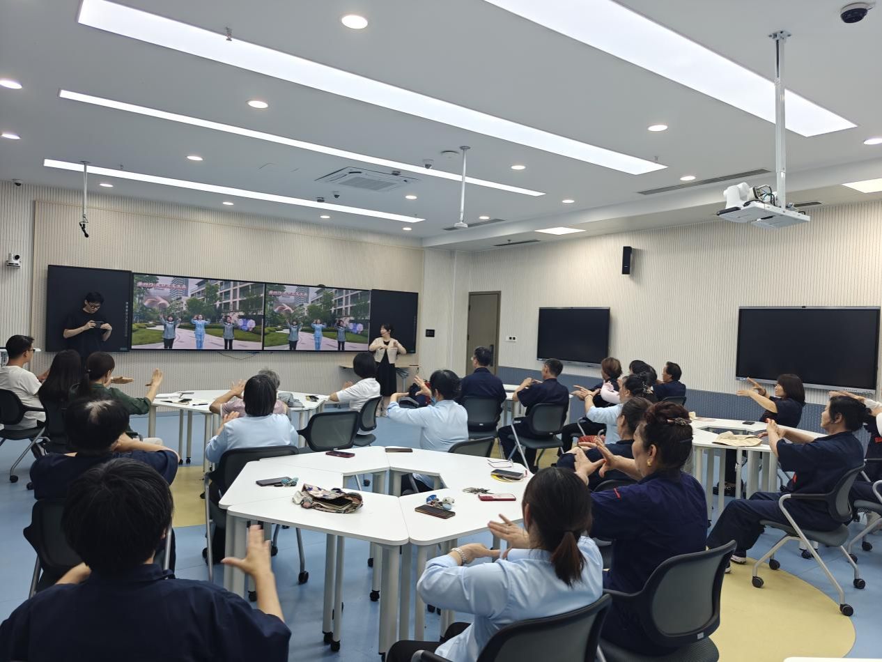 06cc04603291fb4f9898f29ff258035