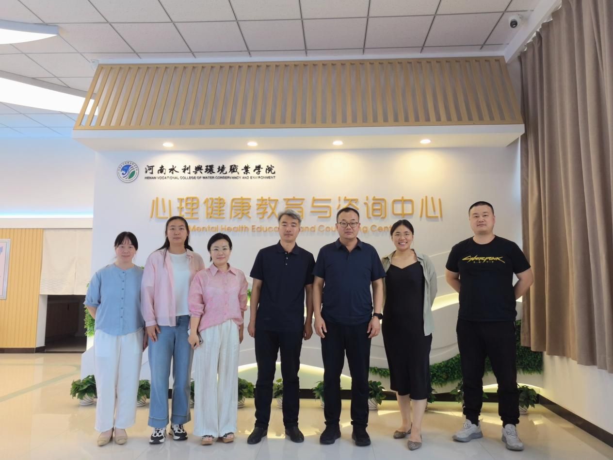 b52927e7dd5d1787c3c225a87026085